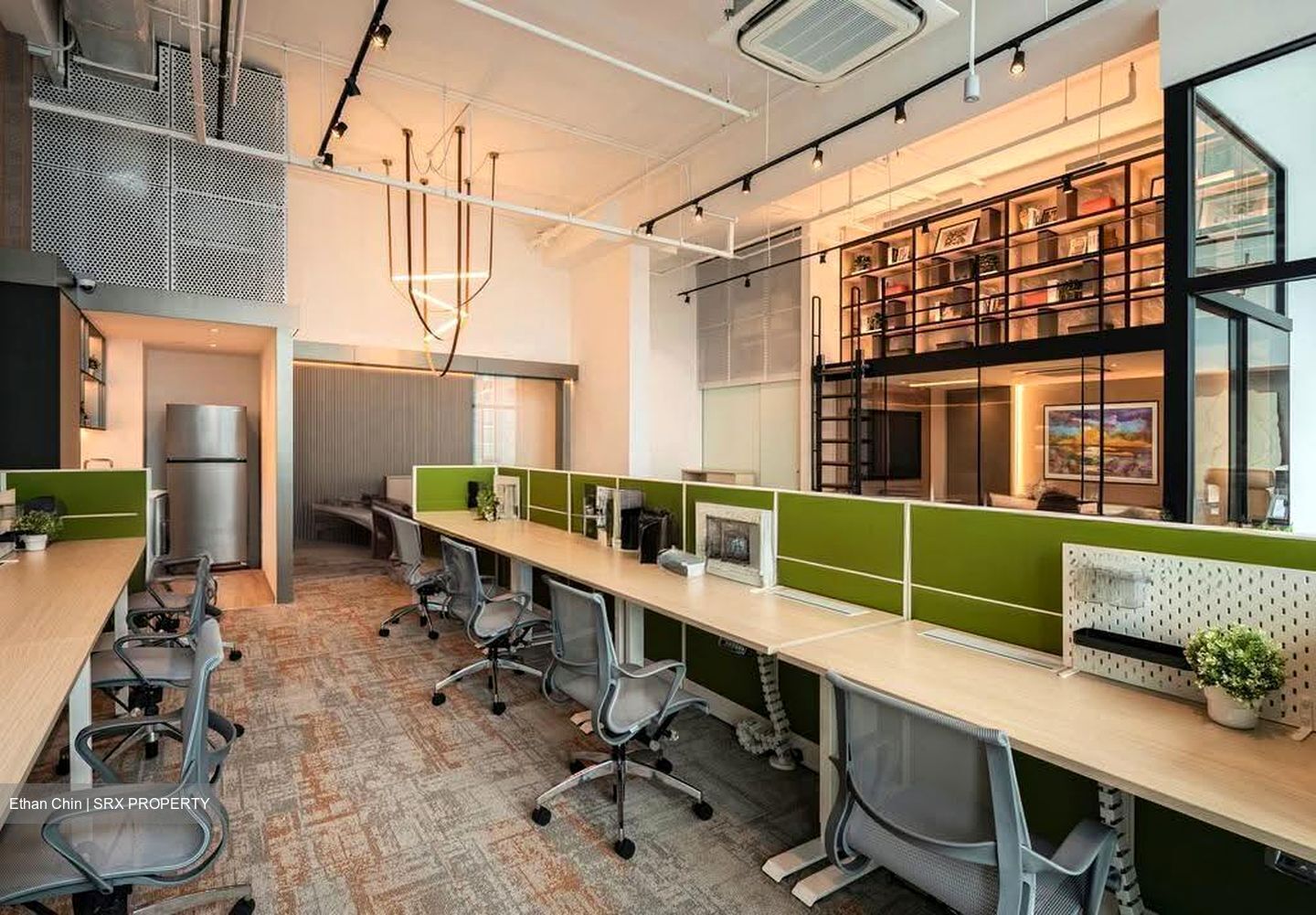 Arc 380 (D8), Office #626818281